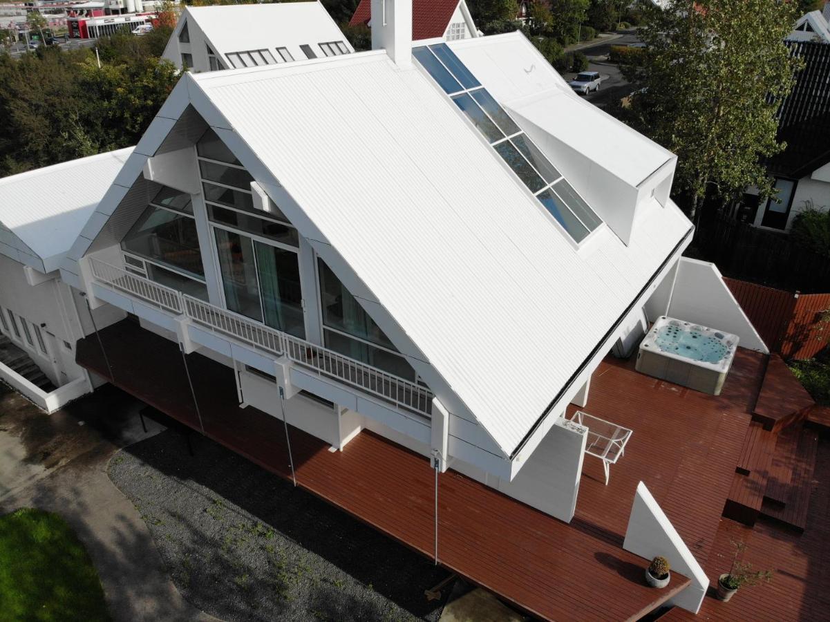 Big Villa Centrally Located In Reykjavík Buitenkant foto