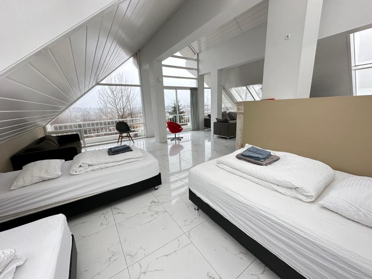 Big Villa Centrally Located In Reykjavík Buitenkant foto